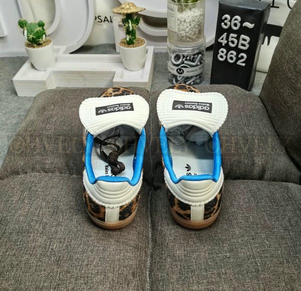 아디다스 x 웨일스 보너 포니 레오 삼바 다크 브라운 크림 화이트