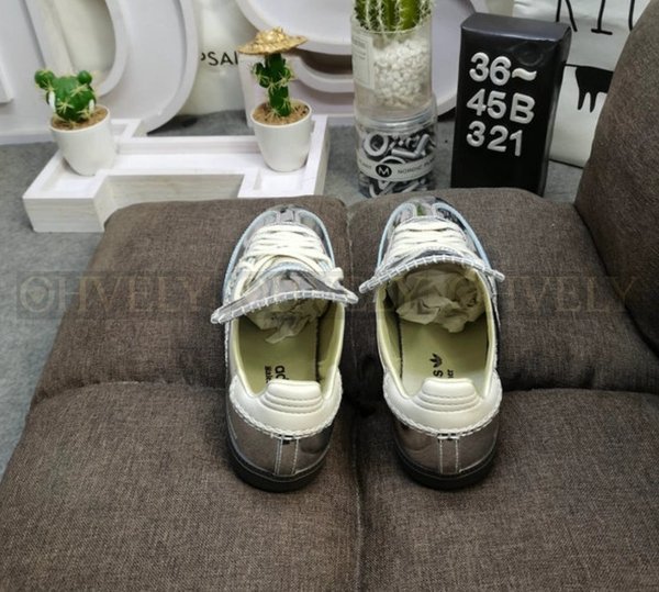 아디다스 x 웨일스 보너 삼바 실버 메탈릭