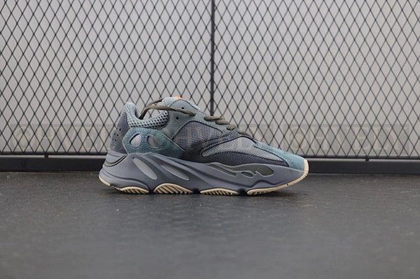 YEEZY 700 틸 블루