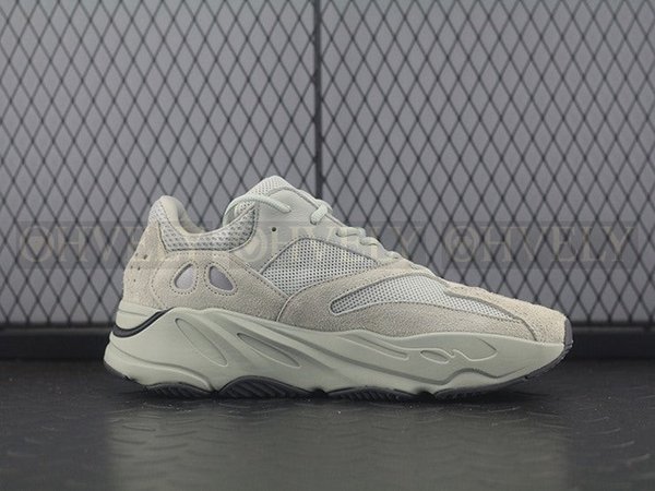 YEEZY 700 솔트