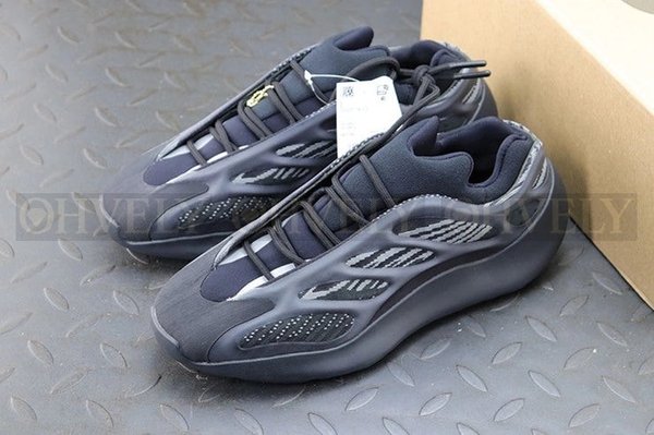 YEEZY 700 V3 알바