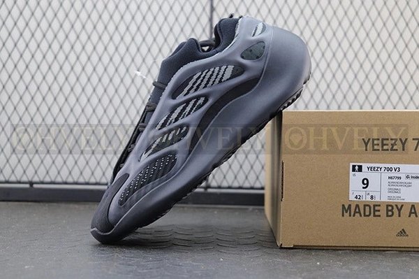 YEEZY 700 V3 알바
