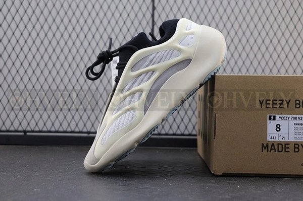 YEEZY 700 V3 아자엘