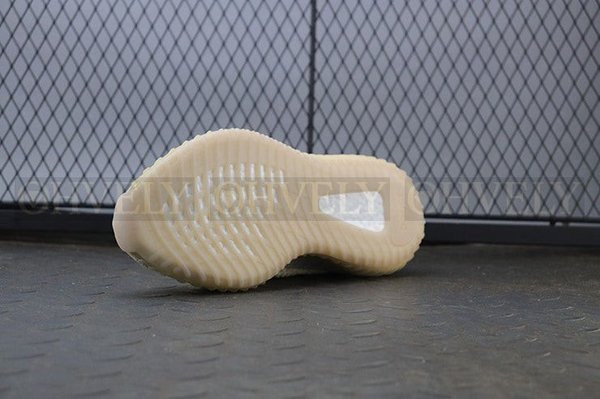 YEEZY 350 V2 플랙스