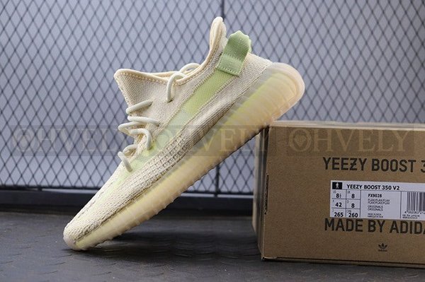 YEEZY 350 V2 플랙스