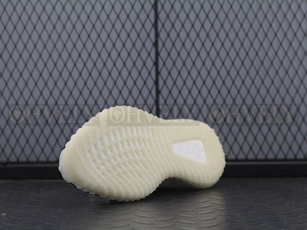 YEEZY 350 V2 지브라