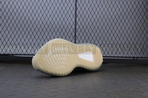 YEEZY 350 V2 이스라필