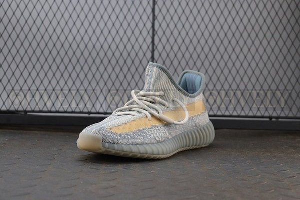 YEEZY 350 V2 이스라필