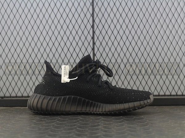 YEEZY 350 V2 오레오