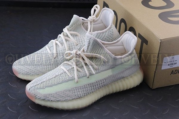 YEEZY 350 V2 시트린