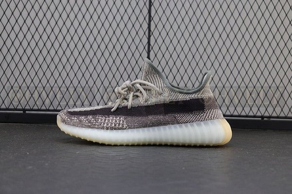 YEEZY 350 V2 시온