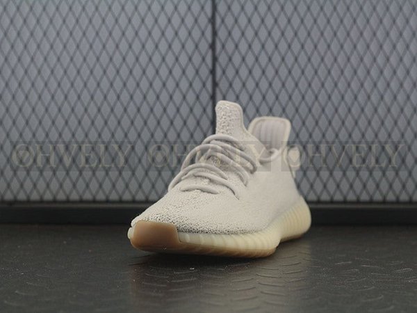 YEEZY 350 V2 세서미