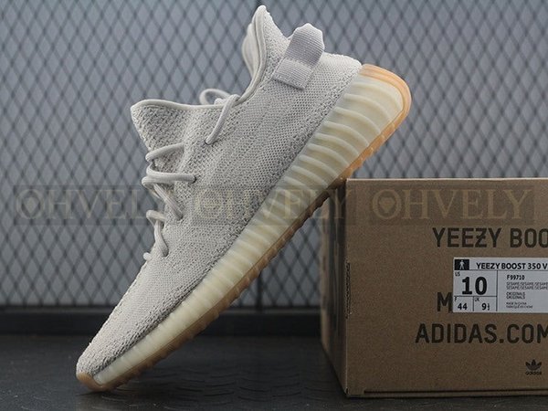 YEEZY 350 V2 세서미