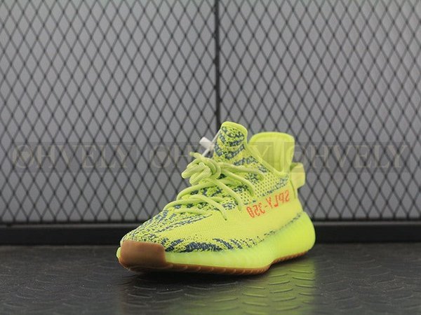 YEEZY 350 V2 세미프로즌