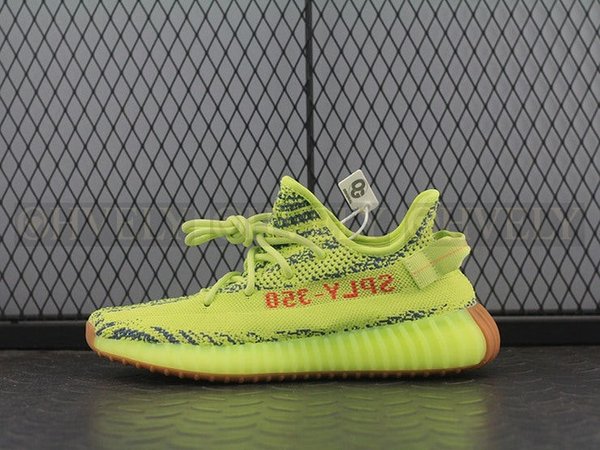 YEEZY 350 V2 세미프로즌