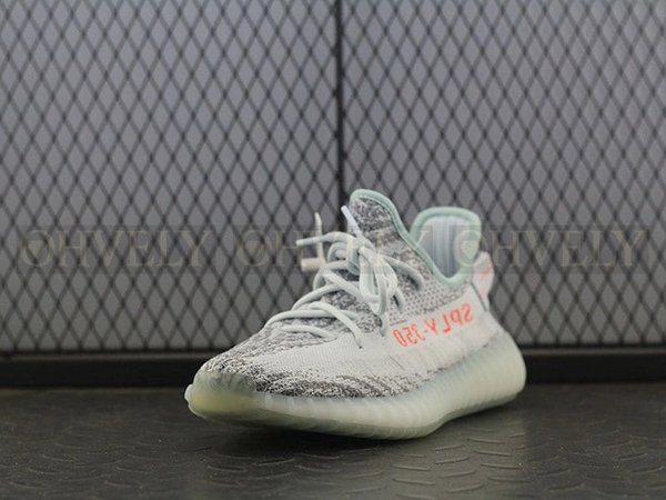 YEEZY 350 V2 블루 틴트