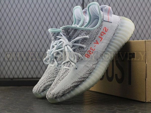 YEEZY 350 V2 블루 틴트