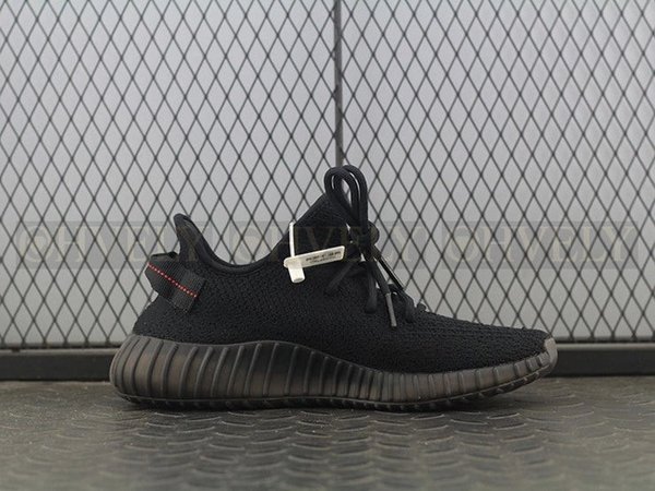 YEEZY 350 V2 브레드