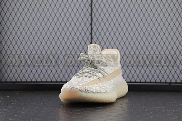 YEEZY 350 V2 룬드마크 리플렉티브
