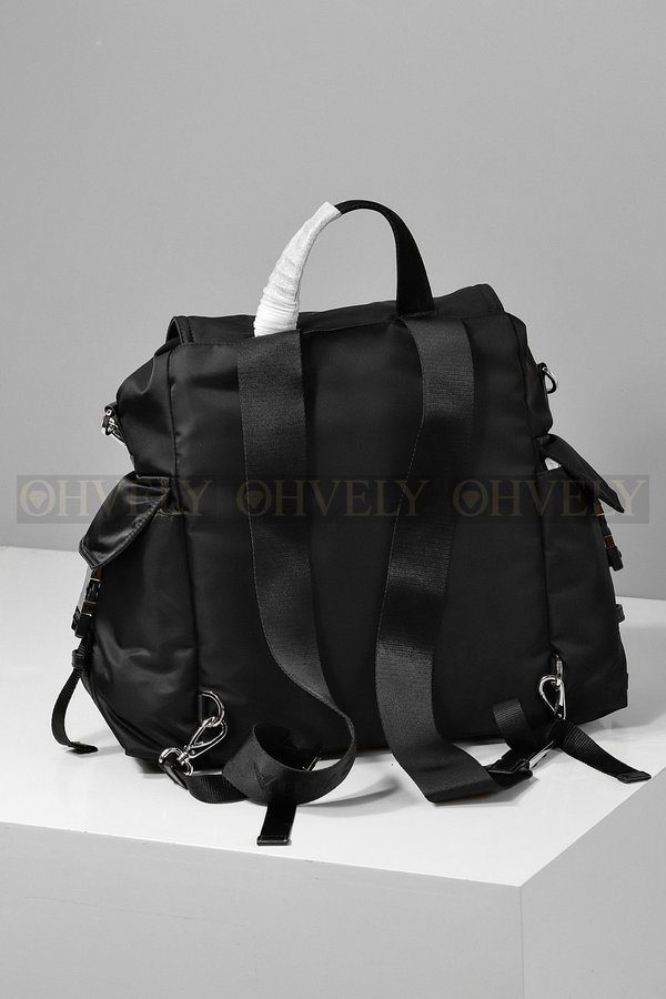 프라다 익스플로어 리나일론 및 가죽 백팩