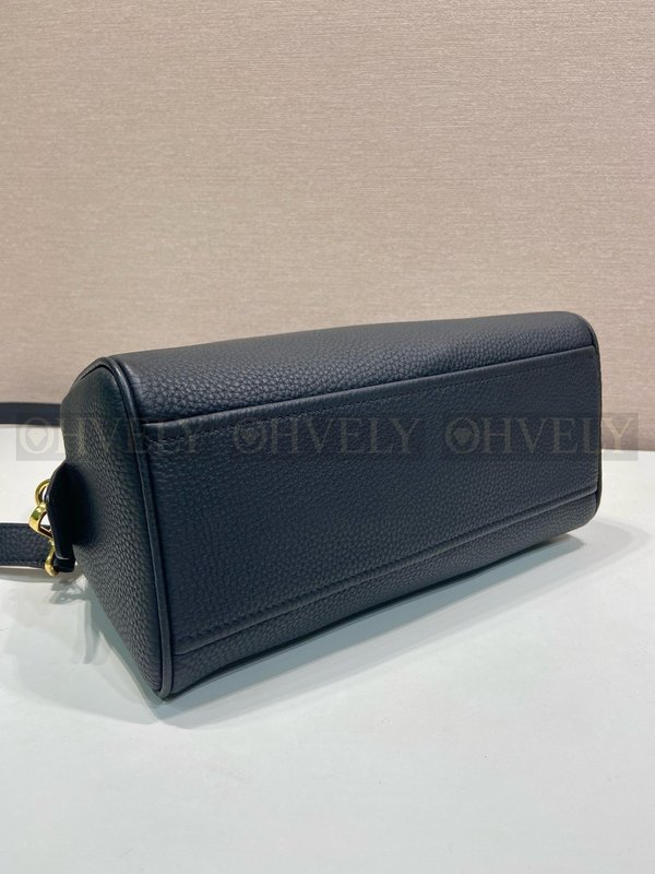 프라다 미디엄 가죽 탑 핸들 백