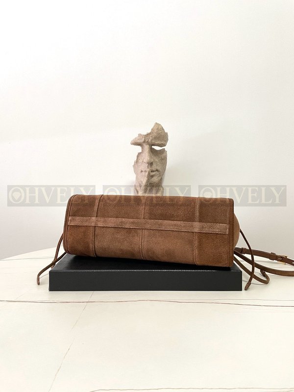 프라다 보니 미디움 스웨이드 핸드백