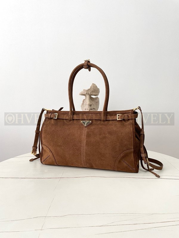 프라다 보니 라지 스웨이드 핸드백