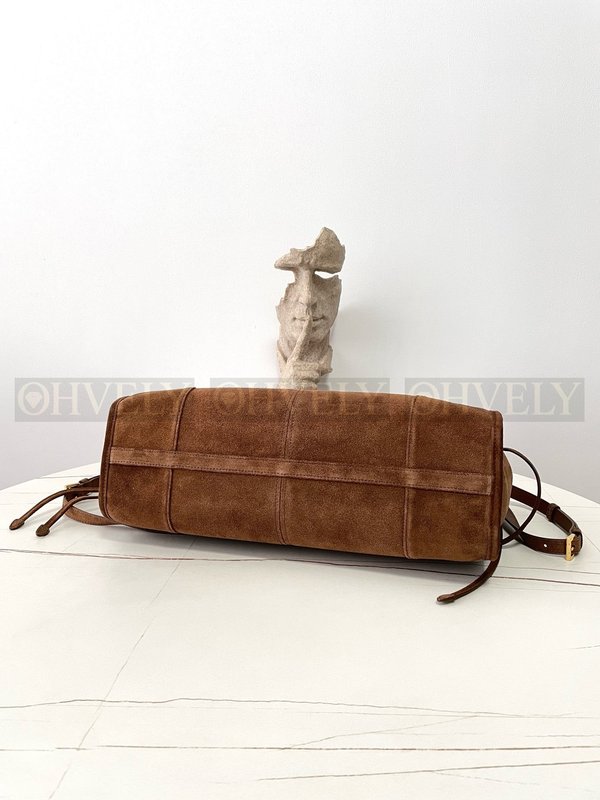 프라다 보니 라지 스웨이드 핸드백