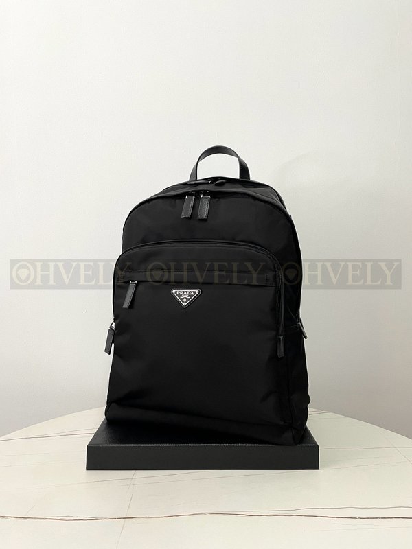 프라다 리나일론 사피아노 레더 백팩