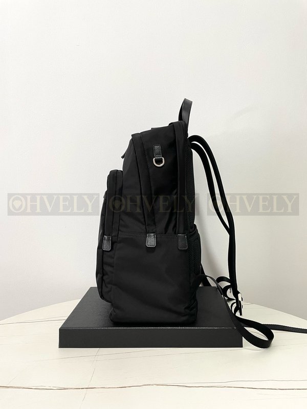 프라다 리나일론 사피아노 레더 백팩