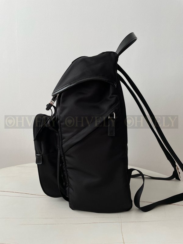 프라다 리나일론 레더 플랩 백팩