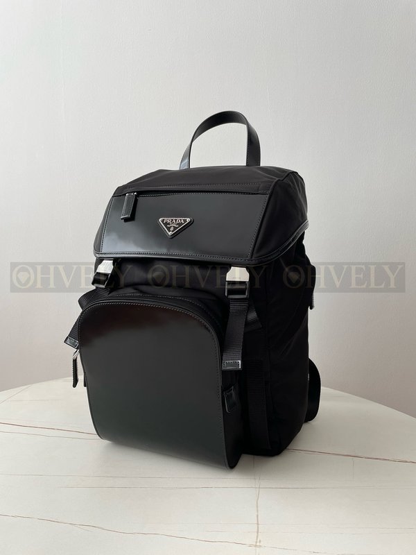 프라다 리나일론 레더 플랩 백팩