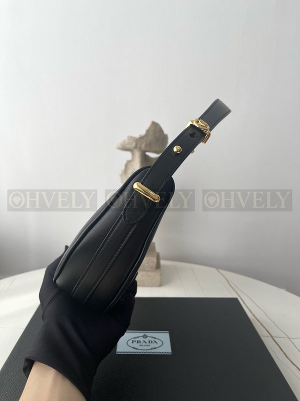 프라다 아르케 숄더백 스몰