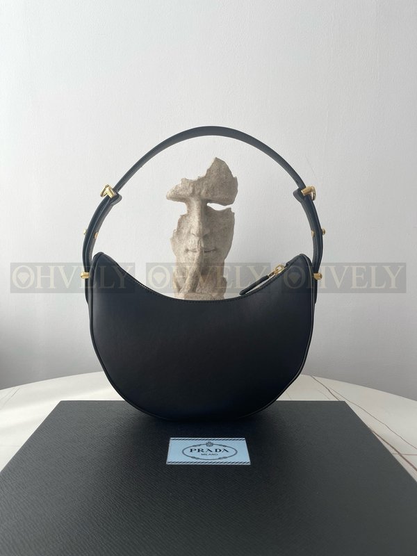 프라다 아르케 숄더백 스몰