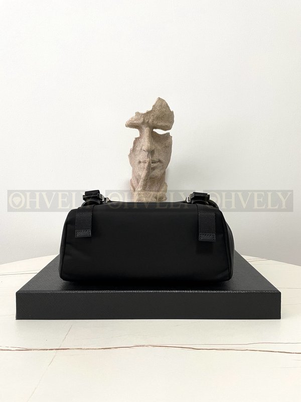 프라다 리나일론 숄더백