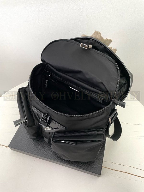 프라다 리나일론 삼각 로고 숄더백