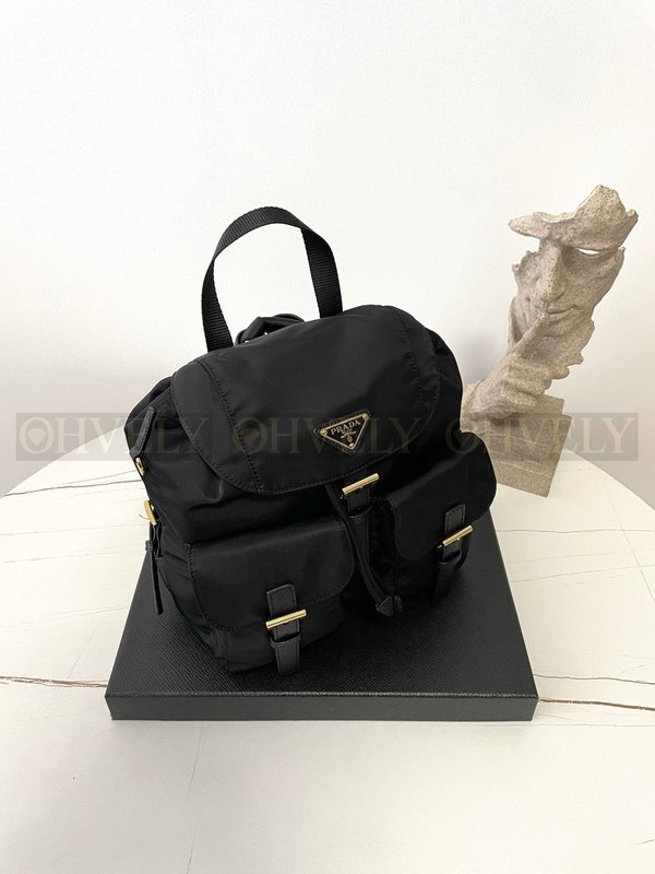 프라다 리나일론 백팩 스몰 금장