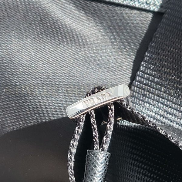 프라다 리나일론 백팩 스몰,미디움