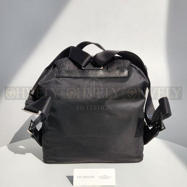 프라다 리나일론 백팩 스몰,미디움