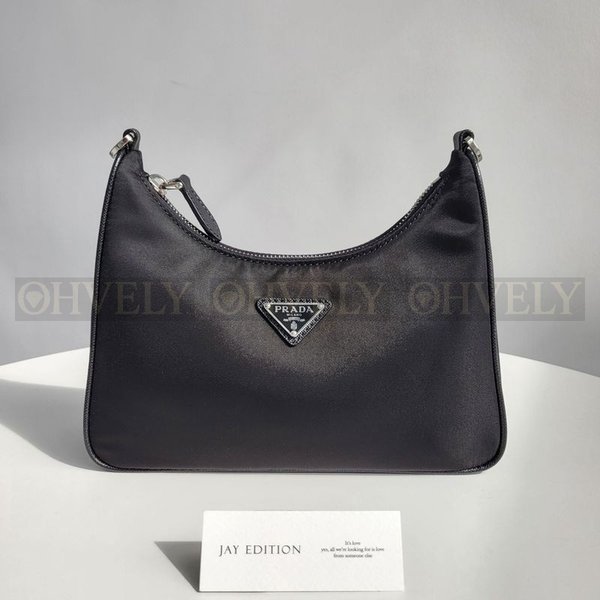 프라다 테수토 체인 호보백