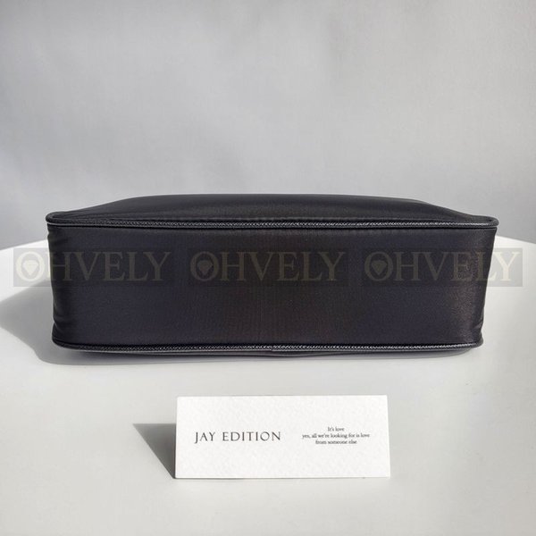 프라다 테수토 체인 호보백