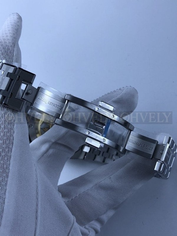 오데마피게 로얄오크 15500 스틸 화이트 다이얼