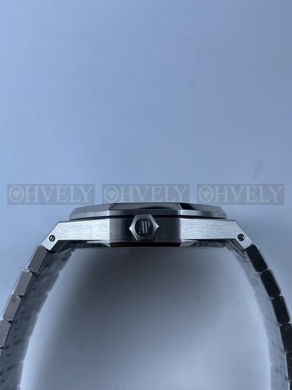 오데마피게 로얄오크 15500 스틸 블루 다이얼