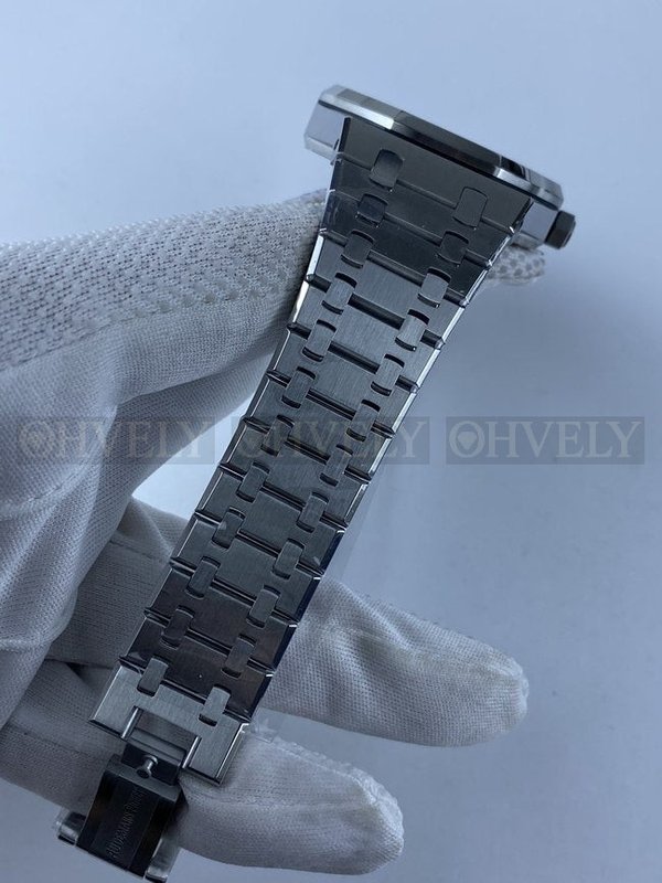 오데마피게 로얄오크 15500 스틸 블루 다이얼