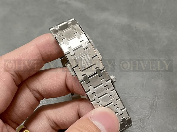 오데마피게 로얄오크 67651 스틸 검판 (33mm,쿼츠)