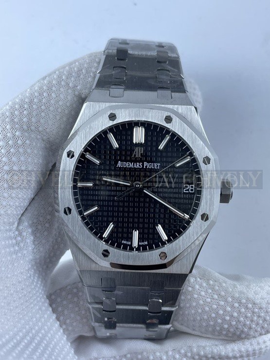 오데마피게 로얄오크 15500 스틸 블랙 다이얼