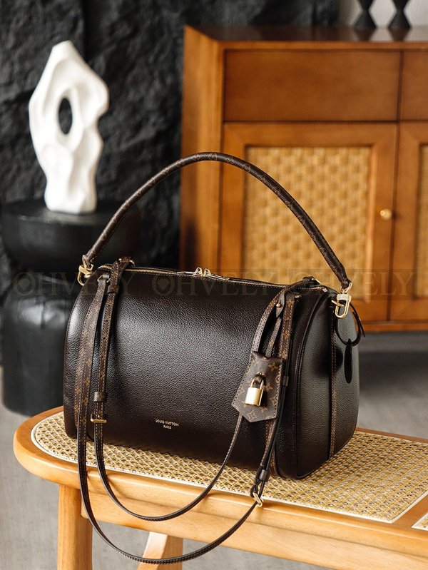 루이비통 익스프레스백 MM