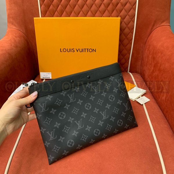 루이비통 포쉐트 투고 클러치