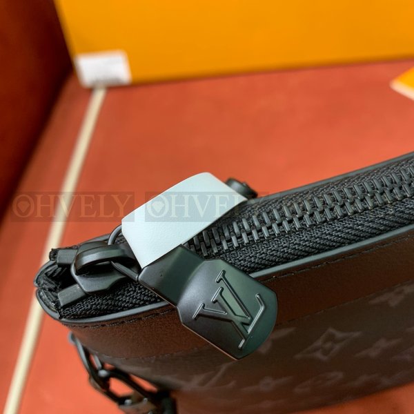 루이비통 포쉐트 투고 클러치