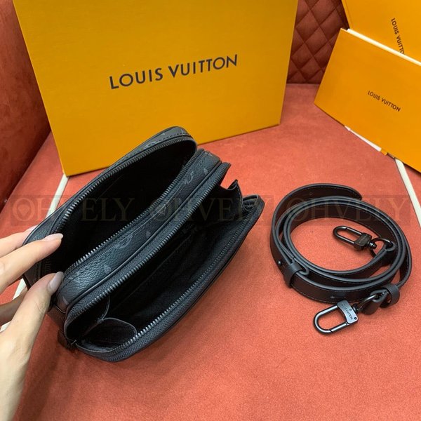 루이비통 나노 알파 모노그램 백